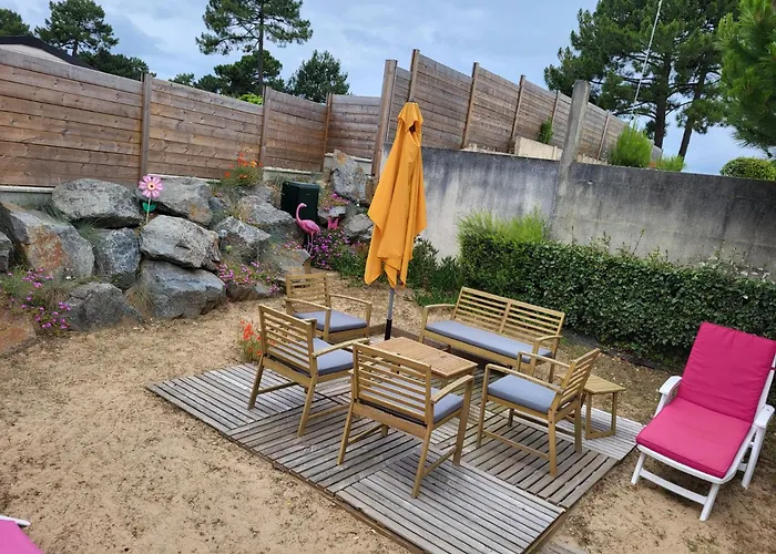 Aux Flamants Rose